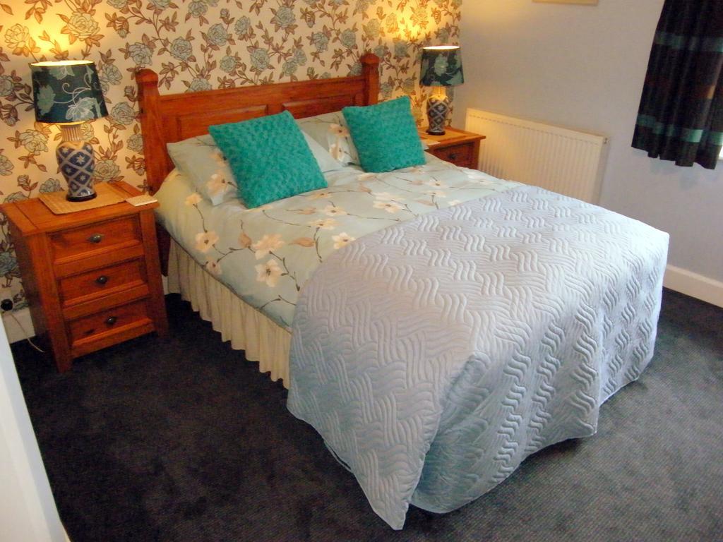 Royal Yeoman B&B Frampton  Habitación foto